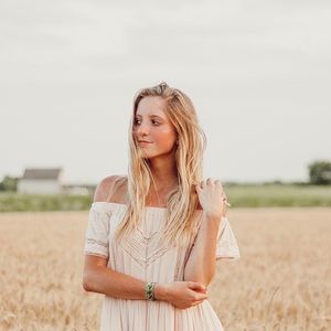 Meet your Posher, Melissa